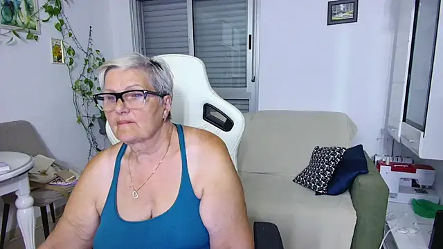 Selenna57 online show from 05-28-26, 05:41