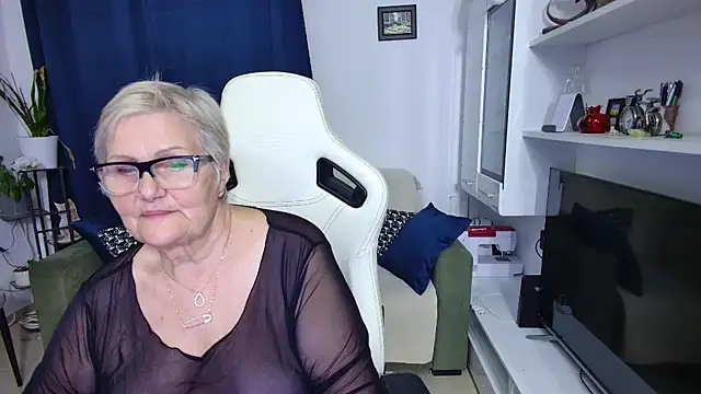 Selenna57 online show from 04-23-26, 05:25