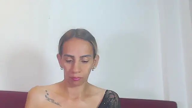 Amber Moore online show from 06-03-26, 02:33