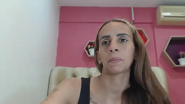 Snapshot of Amber_Moore chatting on 02-06-26, 11:12 Amber Moore online show from 02-06-26, 11:12