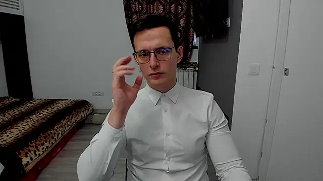 Snapshot of sexxymuscles4u chatting on 01-29-25, 06:22 sexxymuscles4u online show from 01-29-25, 06:22