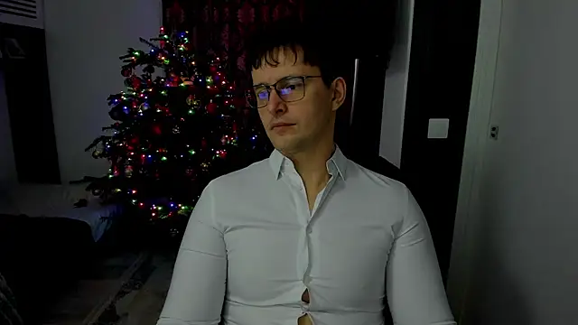 Snapshot of sexxymuscles4u chatting on 01-11-26, 10:11 sexxymuscles4u online show from 01-11-26, 10:11