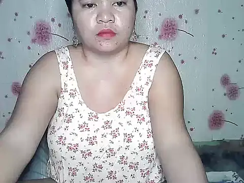 hotpussyxxx33x online show from 02-10-25, 09:15