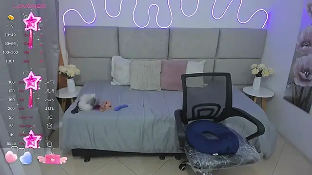 nashiira  online show from 12-09-24, 07:07