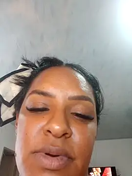 nashiira  online show from 04-01-26, 10:07