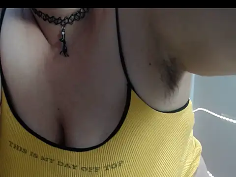 angelitolove727 online show from 06-12-26, 10:07