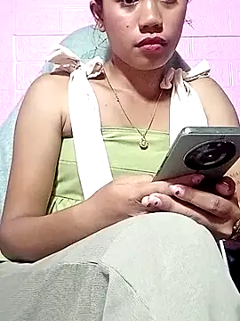 Snapshot of Cutie_body11 chatting on 02-09-26, 04:54 Cutie body11 online show from 02-09-26, 04:54