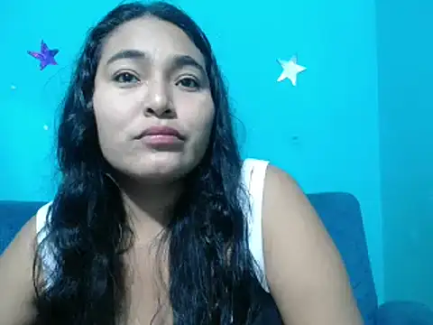 Snapshot of sirena_15 chatting on 01-21-25, 05:27 sirena 15 online show from 01-21-25, 05:27