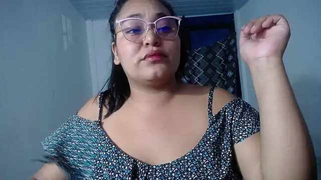 sirena 15 online show from 01-13-26, 02:04