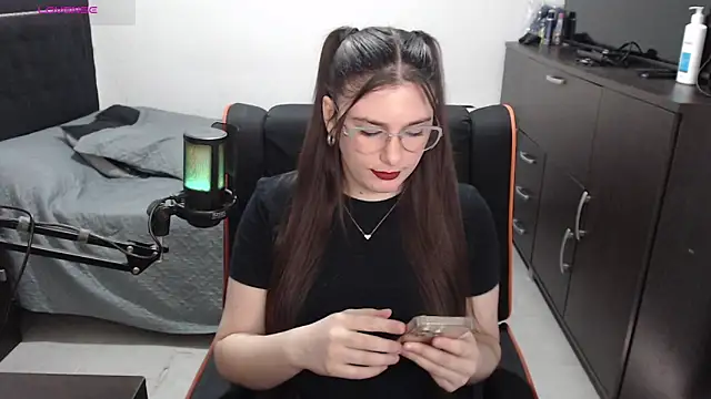 xxbbtaa online show from 05-08-26, 08:01