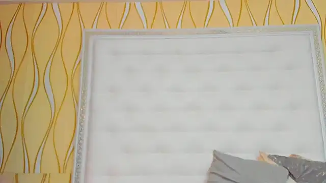 karissia online show from 11-13-25, 05:55