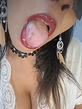 Snapshot of naughtyjaanu chatting on 07-01-26, 12:44 naughtyjaanu online show from 07-01-26, 12:44