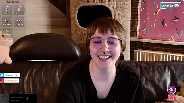 GamerGirl Eve online show from 09-25-25, 06:14