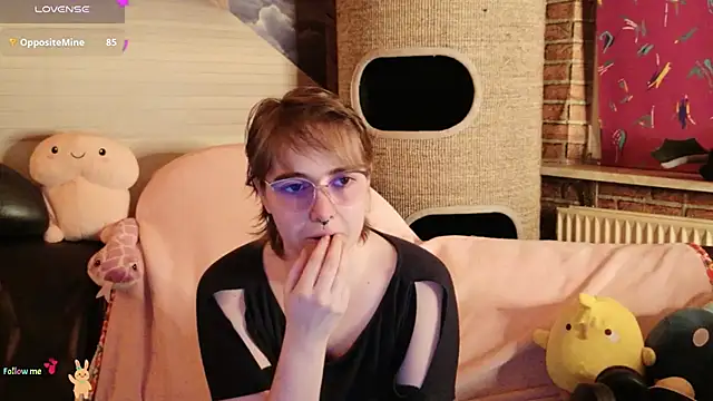 GamerGirl Eve online show from 12-03-25, 06:29