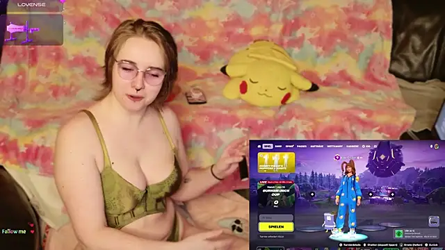 GamerGirl Eve online show from 03-06-26, 06:25