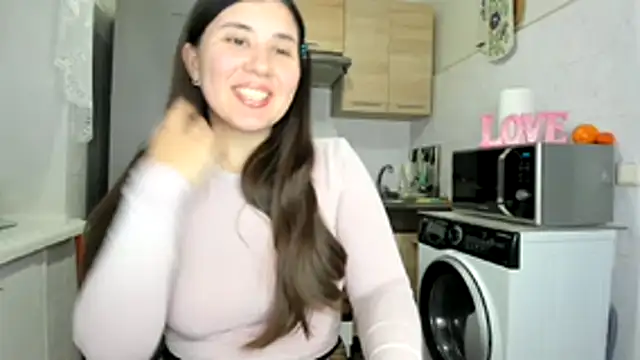 MiaMarrone online show from 01-12-26, 12:39