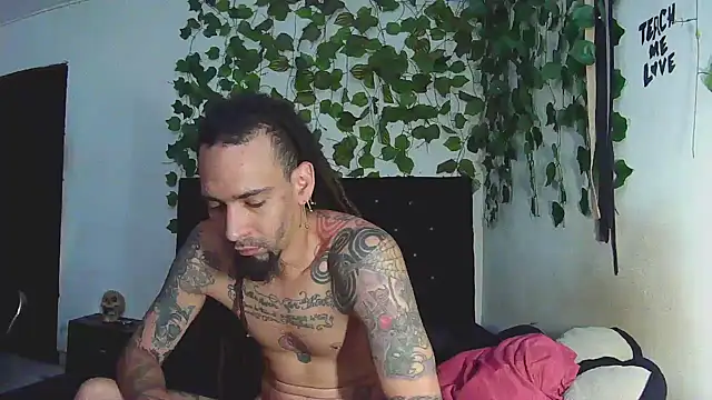 caribbeanlover1 online show from 03-18-26, 12:08