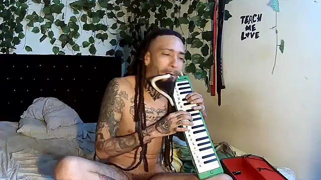 caribbeanlover1 online show from 07-17-26, 02:03
