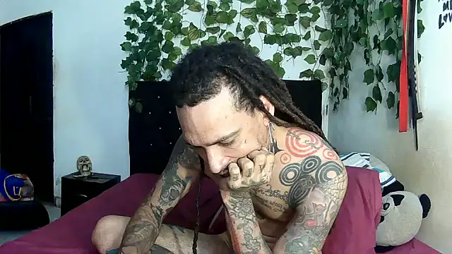 caribbeanlover1 online show from 05-26-26, 01:42
