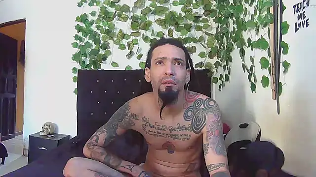 caribbeanlover1 online show from 04-03-26, 12:33