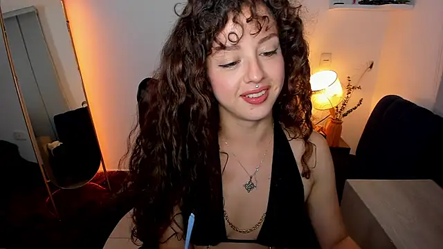 Cassandra Caiin online show from 04-19-26, 02:56