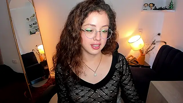 Cassandra Caiin online show from 03-07-26, 02:55