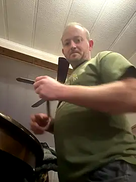 smokeymt420 online show from 12-01-25, 01:01