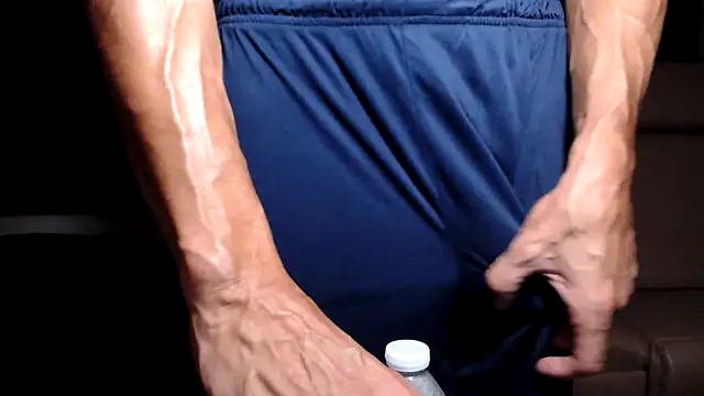 Snapshot of ThickD2C chatting on 07-12-26, 08:53 ThickD2C online show from 07-12-26, 08:53