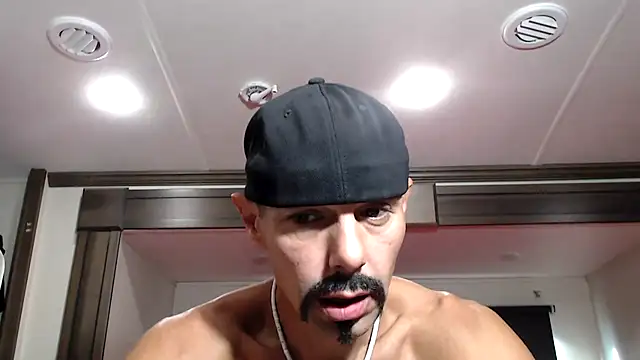 ThickD2C online show from 12-18-25, 04:55