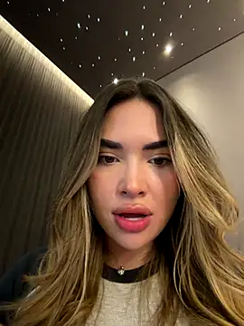 AnaCarrera online show from 11-23-25, 05:45