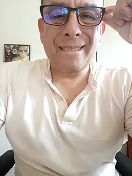 chicoguapo8 online show from 03-07-26, 08:47