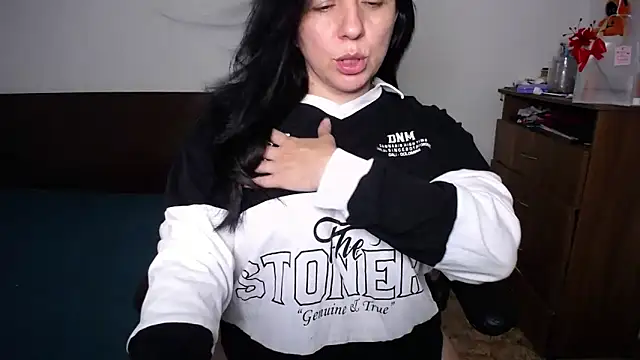 Snapshot of alexa_milsf chatting on 02-15-26, 02:34 alexa milsf online show from 02-15-26, 02:34