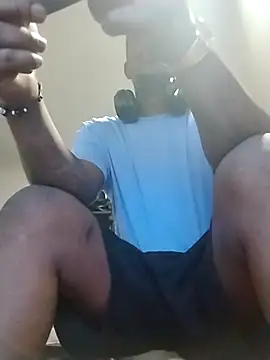 Makeyoucumallover online show from 11-10-25, 03:22