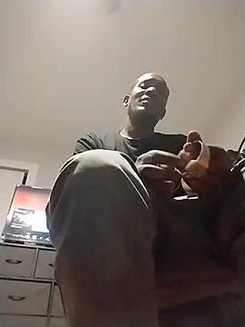 Makeyoucumallover online show from 11-25-25, 10:15