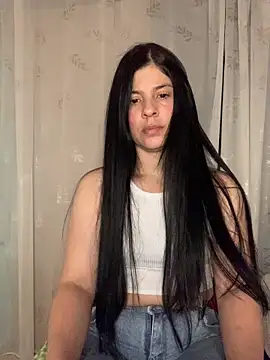 Estefani 32 online show from 06-28-26, 04:24