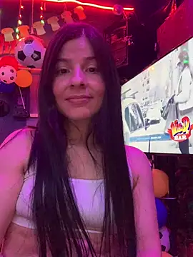 Estefani 32 online show from 06-27-26, 02:17
