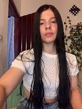 Estefani 32 online show from 07-11-26, 05:35
