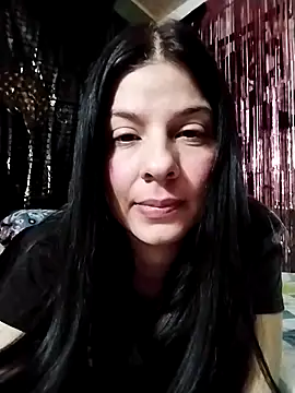 Snapshot of Estefani_32 chatting on 10-05-25, 12:45 Estefani 32 online show from 10-05-25, 12:45
