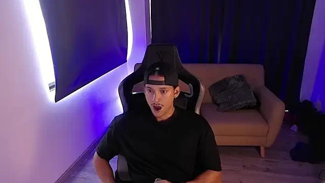 Liam V online show from 05-28-26, 09:43