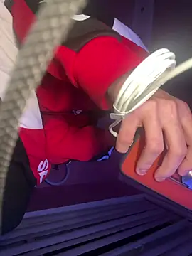 Flossy Vettie online show from 04-08-26, 06:31