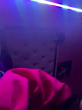 Flossy Vettie online show from 10-30-25, 12:31