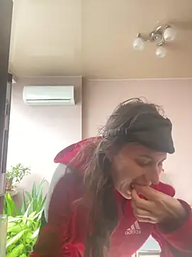 Flossy Vettie online show from 12-23-25, 09:19