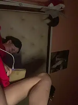 Flossy Vettie online show from 10-31-25, 12:40