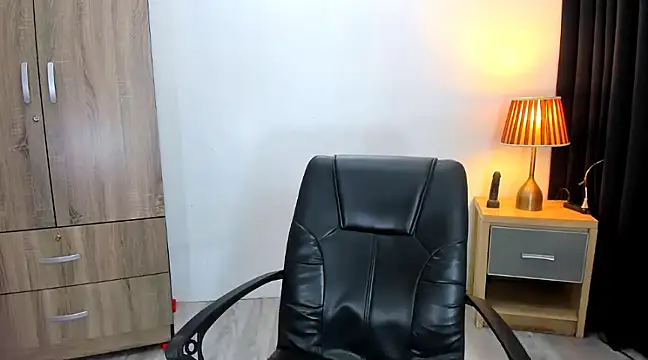 xxHeavenly AngeLxx online show from 03-13-25, 07:42