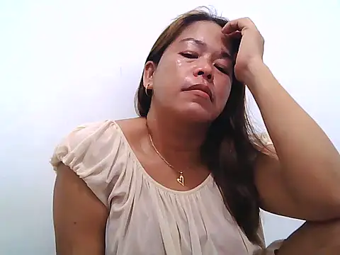Snapshot of yummytitsxxx168 chatting on 05-21-26, 04:21 yummytitsxxx168 online show from 05-21-26, 04:21
