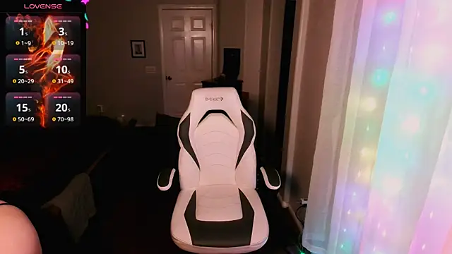 Snapshot of britteebee chatting on 02-24-26, 08:48 britteebee online show from 02-24-26, 08:48