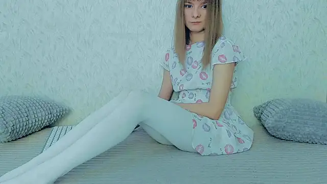 YourCaramel online show from 02-24-25, 05:22