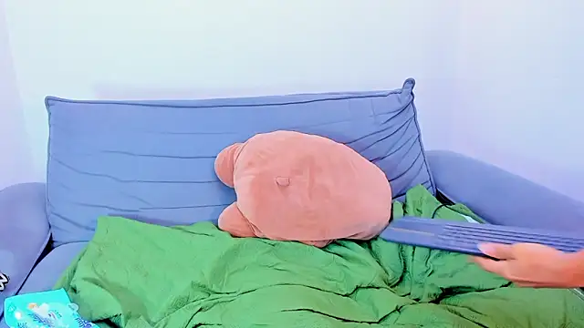 Snapshot of Lu_doll chatting on 03-22-25, 06:54 Lu doll online show from 03-22-25, 06:54