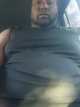 Snapshot of biggreen850 chatting on 02-07-26, 02:47 biggreen850 online show from 02-07-26, 02:47