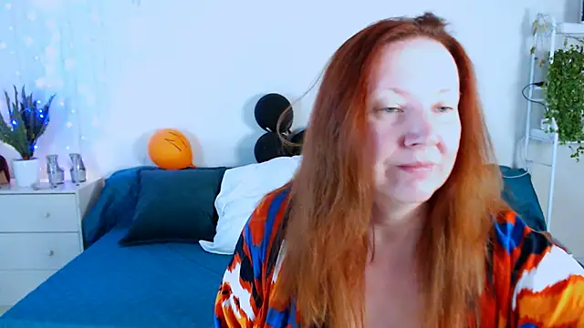 GoddessLara online show from 10-31-25, 09:32